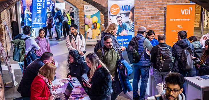 Rund 1.000 Besucherinnen und Besucher auf der 24. Firmenkontaktmesse der OVGU